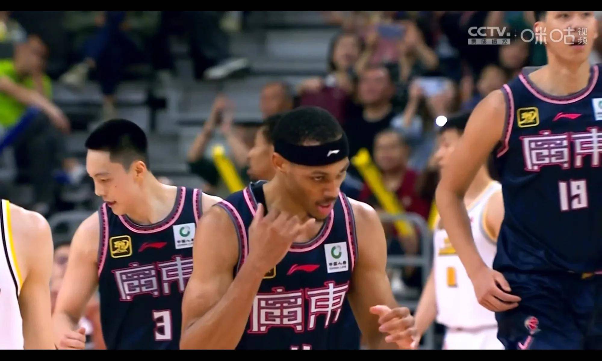 CBA季后赛冲刺阶段走向成谜；浙江队扳平良机；目标明确；医务组通报恢复(cba季后赛山东vs浙江)