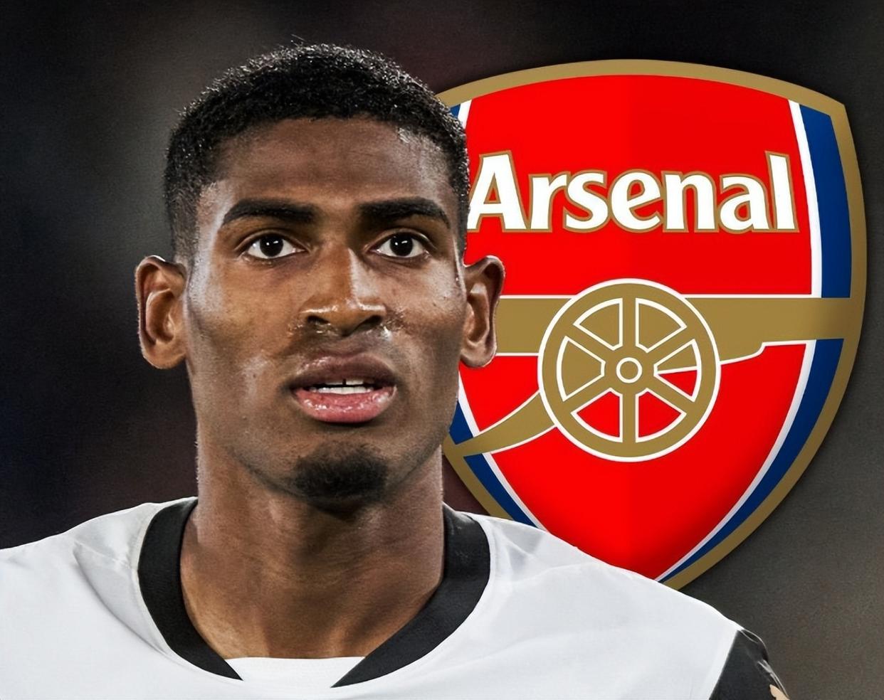 包含转折点阿森纳防线松动，意甲赛后攻防权衡，球迷炸锅，训练强度明显提升的词条