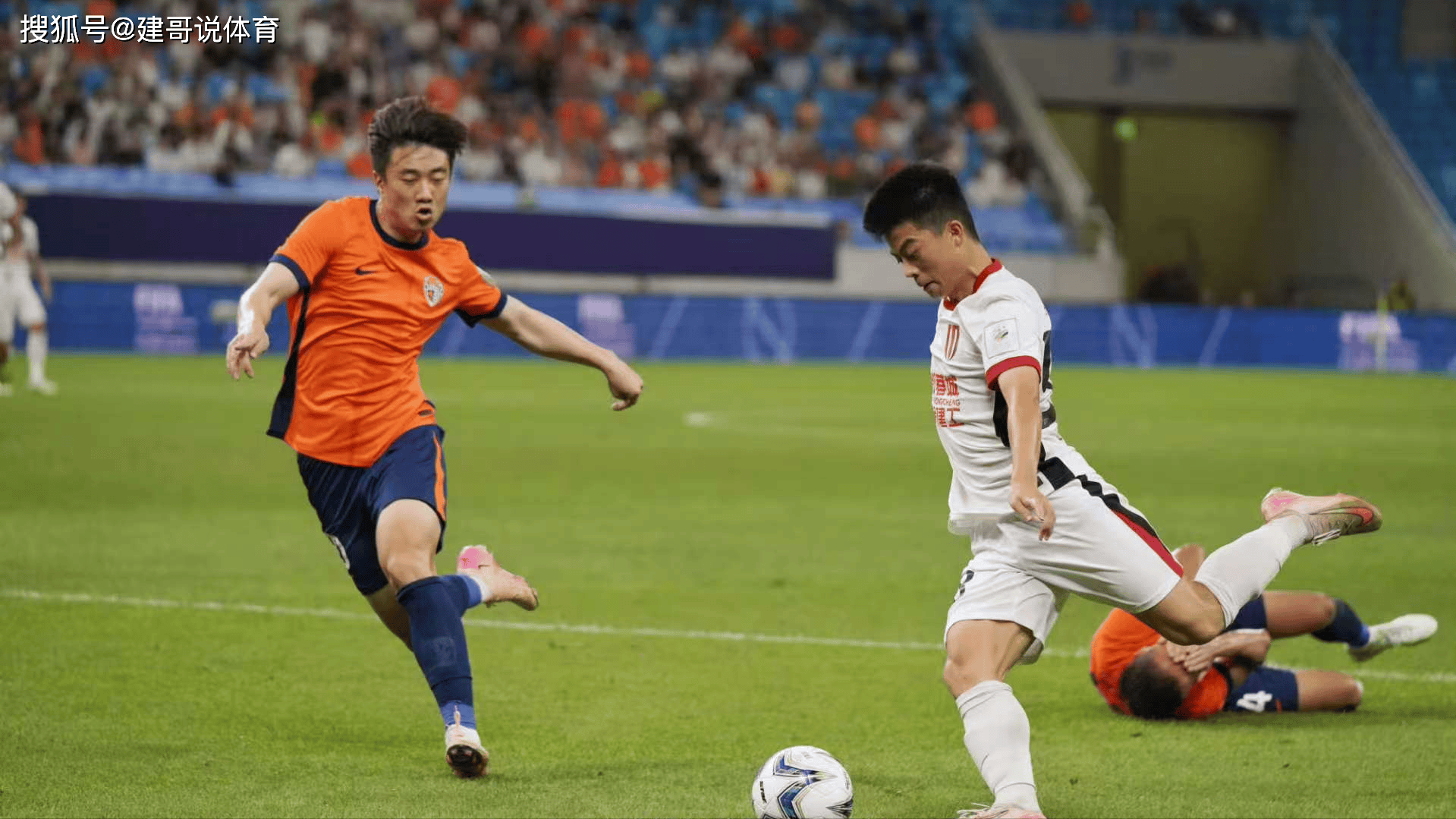 包含赛前成都蓉城备战国王杯,伤情更新细节曝光,更衣室稳定,控场能力受关注的词条 包含赛前成都蓉城备战国王杯,伤情更新细节曝光,更衣室稳定,控场能力受关注的词条