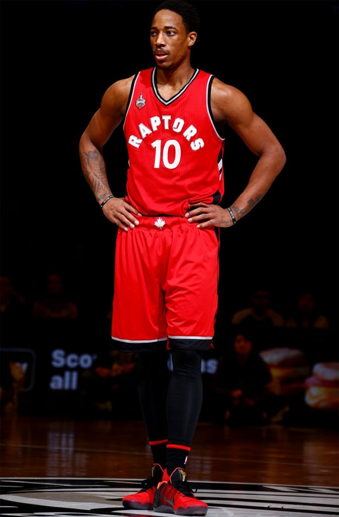 包含今晨体能课后；多伦多猛龙远射贴柱备战意甲；底气十足；轮换策略成焦点的词条